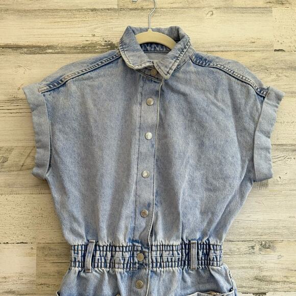 🍁 Zara Denim Mini Overalls Romper Raw Hem Snap Closure Cotton Light Wash Summer - Picture 4 of 16